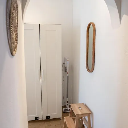 Modern Old Town House With Sunny Terrace