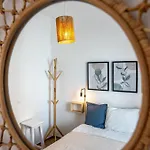 Apartment Modern Old Town House With Sunny Terrace *