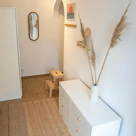 Apartment Modern Old Town House With Sunny Terrace