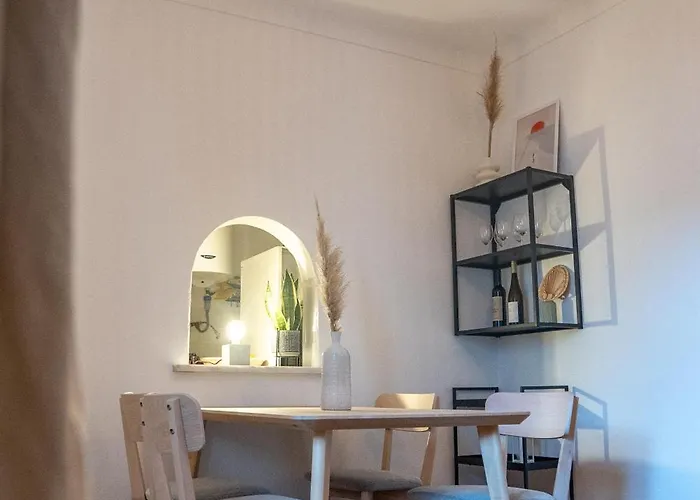 아파트 Modern Old Town House With Sunny Terrace *